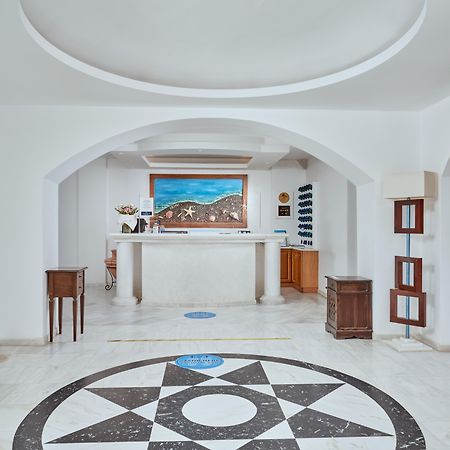 Meltemi Village Hotel Perissa  Dış mekan fotoğraf