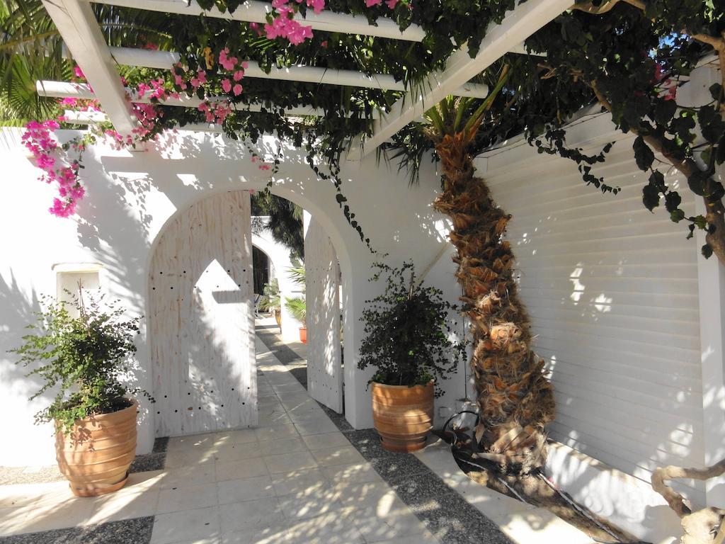 Meltemi Village Hotel Perissa  Dış mekan fotoğraf